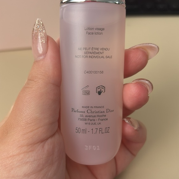 HP🩷✨ NEW Dior Capture Totale Intensive Essence Lotion - Pink - Picture 2 of 3